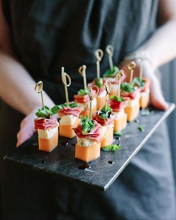 Деко-пики для канапе, десертов и коктейлей: универсальный инструмент сервировки Деко-пики для канапе, десертов и коктейлей: универсальный инструмент сервировки