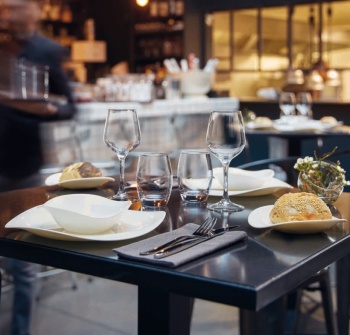 Тарелка овальная 17x15см Tendency