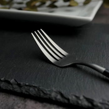 Вилка столовая 22.5см Lounge