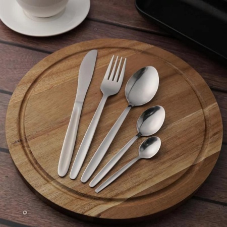 Нож столовый 20.7см BISTRO