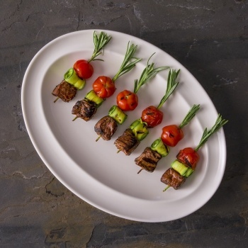 Тарелка овальная 29x21см ALEX