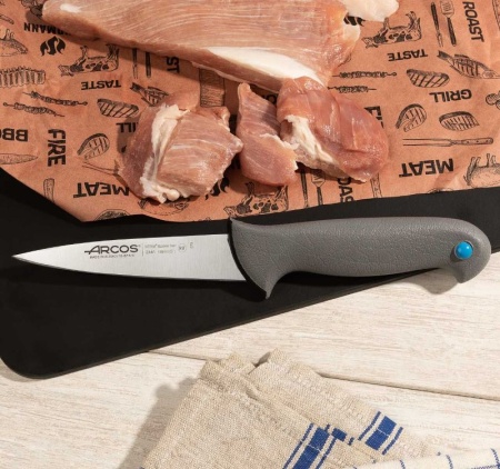 Нож мясницкий кухонный 13см COLOUR PROF