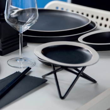 Подставка для блюда 135x100x(h)73мм ЗВЕЗДА с нескользящим покрытием