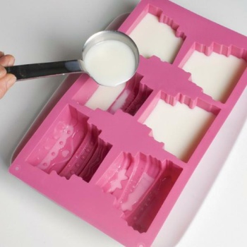 Форма силиконовая "Свадебные тортики" 6 выемок Pavoni