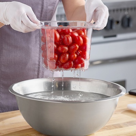 Гастроемкость перфорированная GN 1/6 17.6x16.2x12.7см Camwear прозрачная Cambro