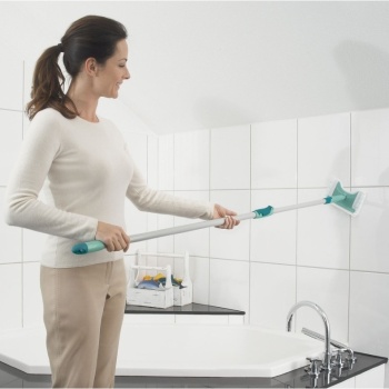 Швабра-щетка для ванны телескопическая 150см Flexi Pad Micro duo