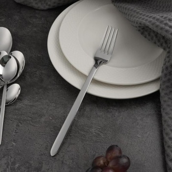 Вилка столовая 20см NABUR