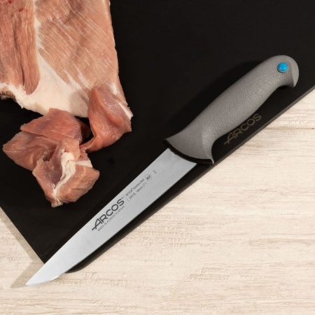 Нож мясной обвалочный 18см COLOUR PROF