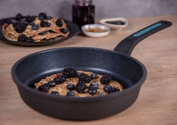 Сковорода с антипригарным покрытием Ø26см THERA