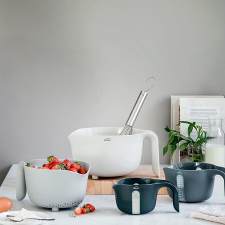 Набор из 4 предметов PRACTIC – 3 миски и дуршлаг