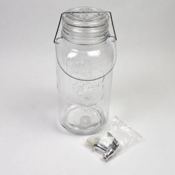 Диспенсер для сока 3.75л с краном Cosy&Trendy