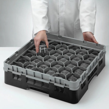 Кассета Camrack на 30 ячеек для мойки и хранения бокалов Ø7.94x9.2см Cambro черный