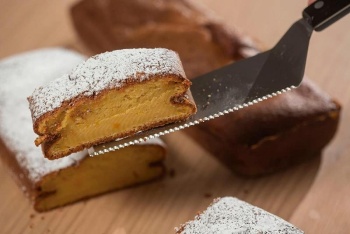 Лопатка-нож для торта сервировочная 30x5.5см – 62677 Lacor