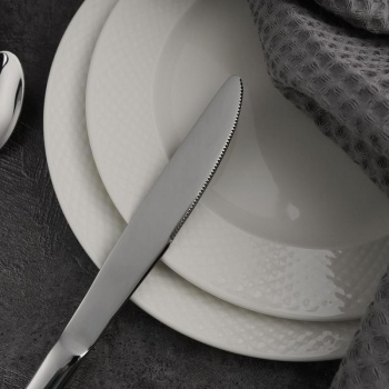 Нож столовый 23.5см FINE