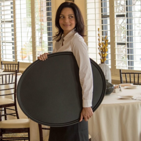 Поднос овальный с нескользящей поверхностью 73.5x60см Cambro черный