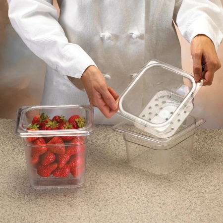 Гастроемкость перфорированная GN 1/6 17.6x16.2x12.7см Camwear прозрачная Cambro