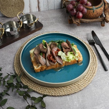 Тарелка с бортом Ø26см Blue TAIGA