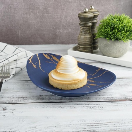 Тарелка 24.5x18см BLUE GOLD